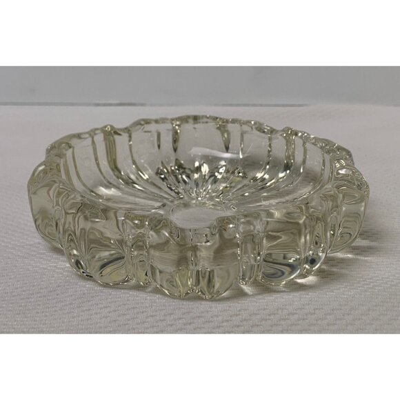 Vintage Clear Glass Ashtray Fluted Design 4.25" Round 5 Notch Mid Century Modern - Picture 7 of 14